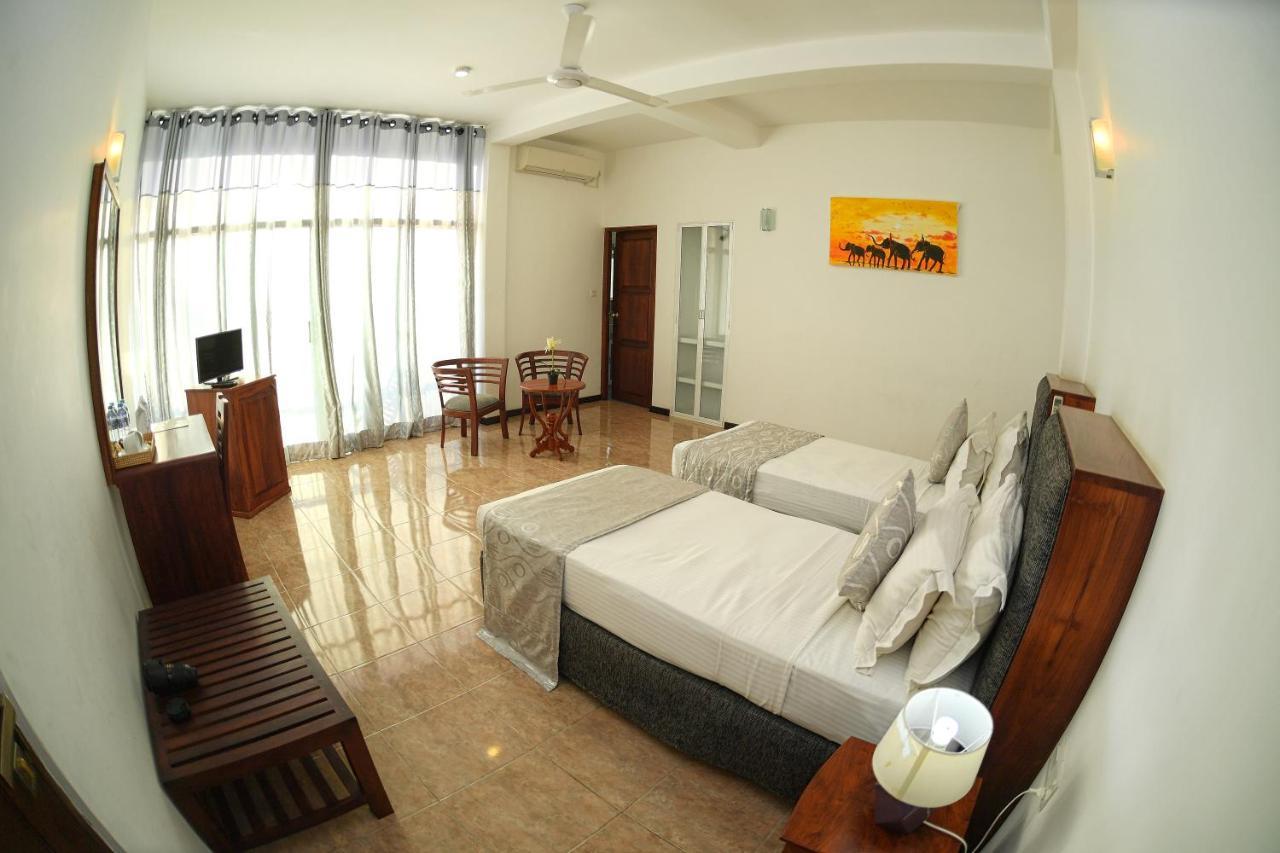 Sole Luna Resort & Spa Tangalle Exterior photo