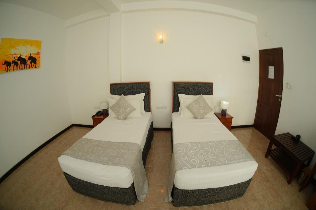 Sole Luna Resort & Spa Tangalle Exterior photo